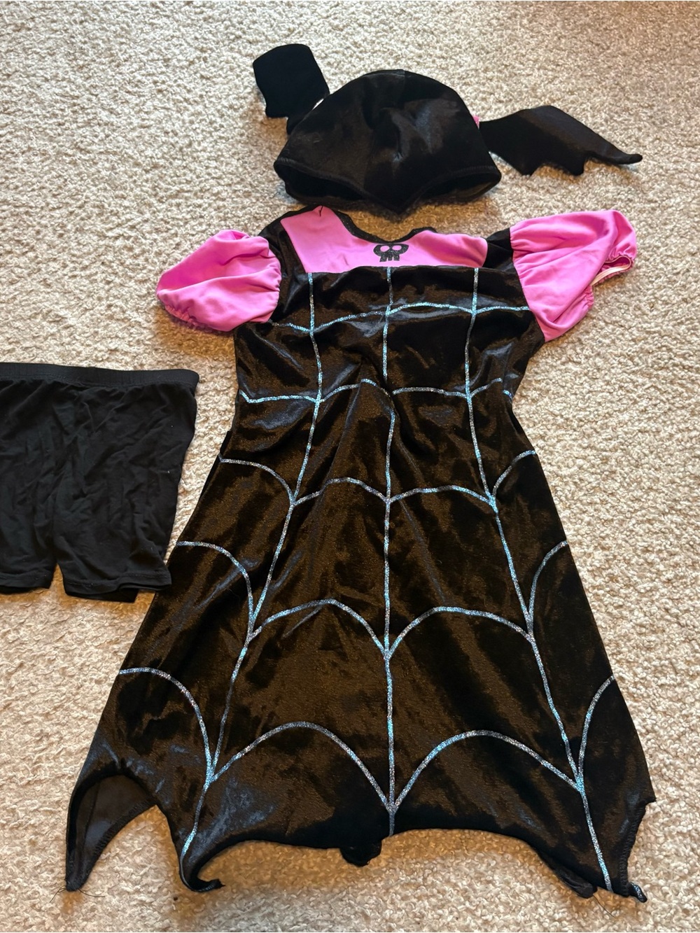 Disney Vampirina Costume Small 4-6X Halloween World Land Cruise